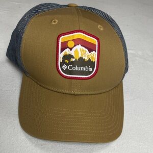 Columbia Snapback Hat Brown/Gray Mesh Back Mountain Patch Logo NWOT